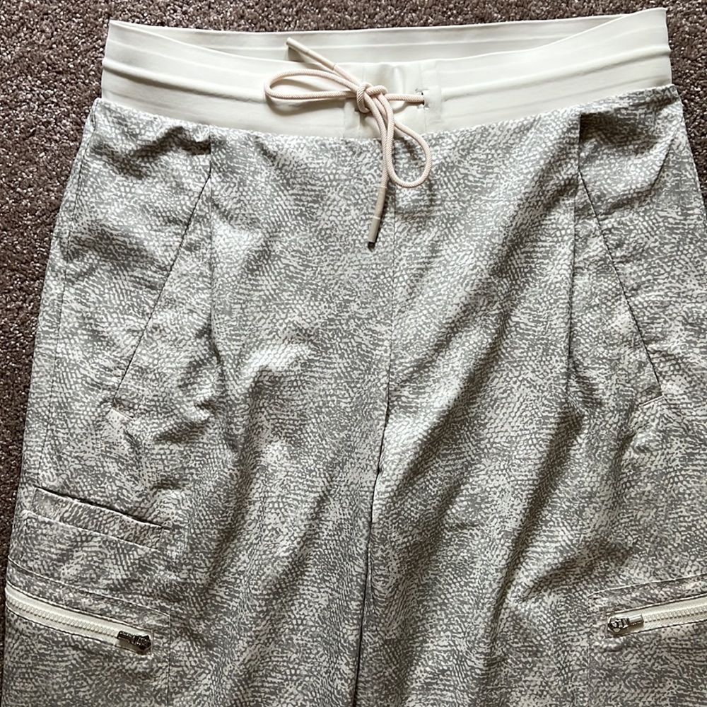 Athleta Venture Printed Pants - Picture 3 of 11